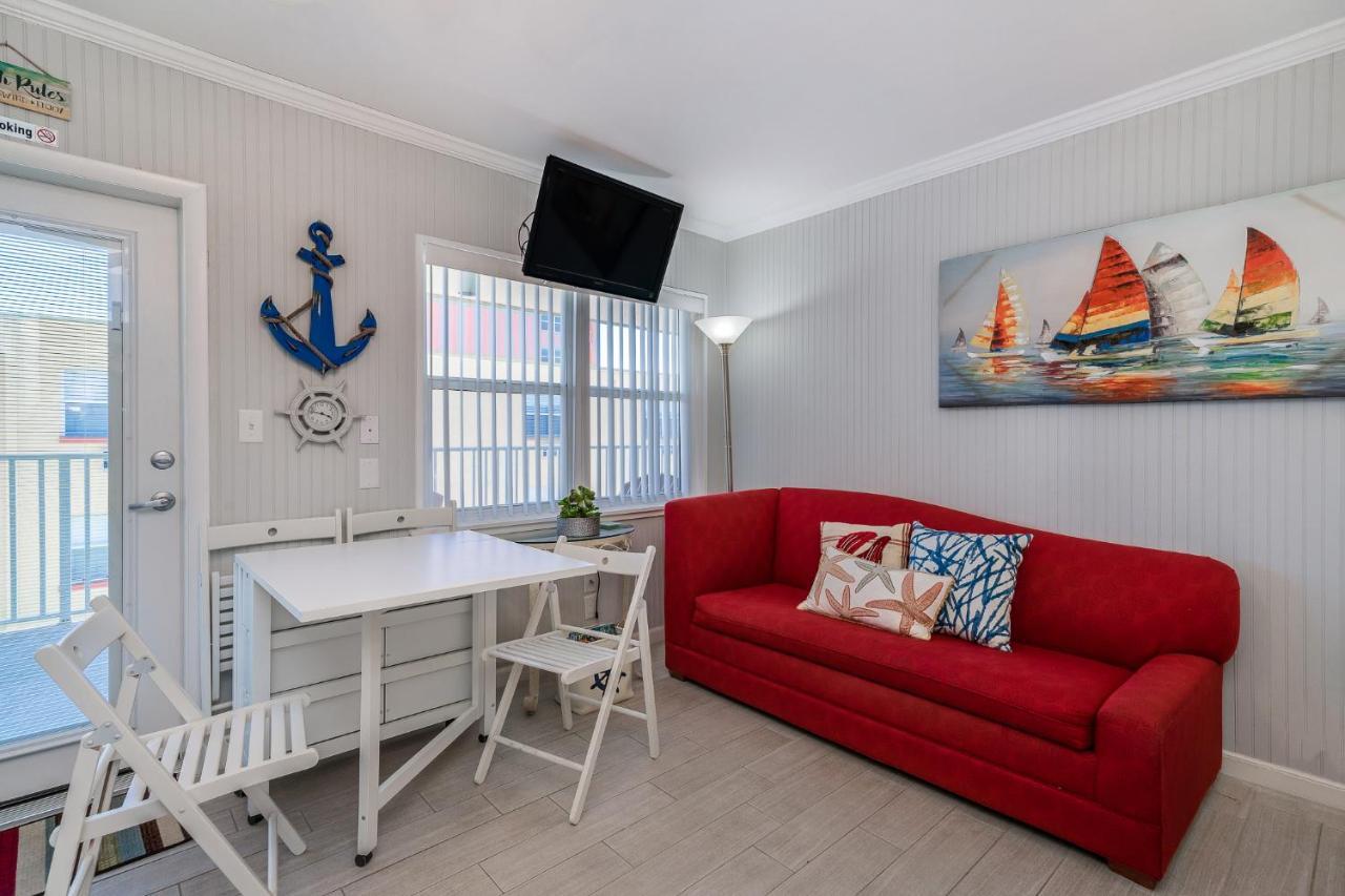 Ferienwohnung Sea Rocket 18 St. Pete Beach Exterior foto